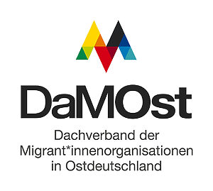 Logo DaMOst. Dachverband der Migran*innenorganisationen in Ostdeutschland
